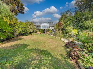 Photo 32- click for photo gallery